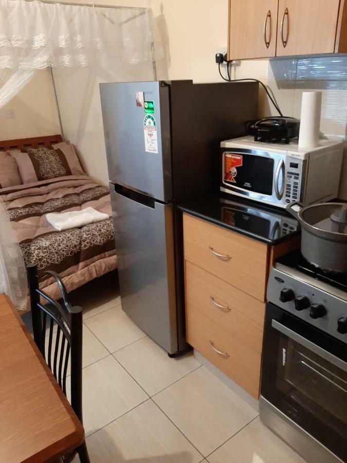 Mercy-Phillips Apartments Located At Eagle Tower Building Nairobi City Centre المظهر الخارجي الصورة